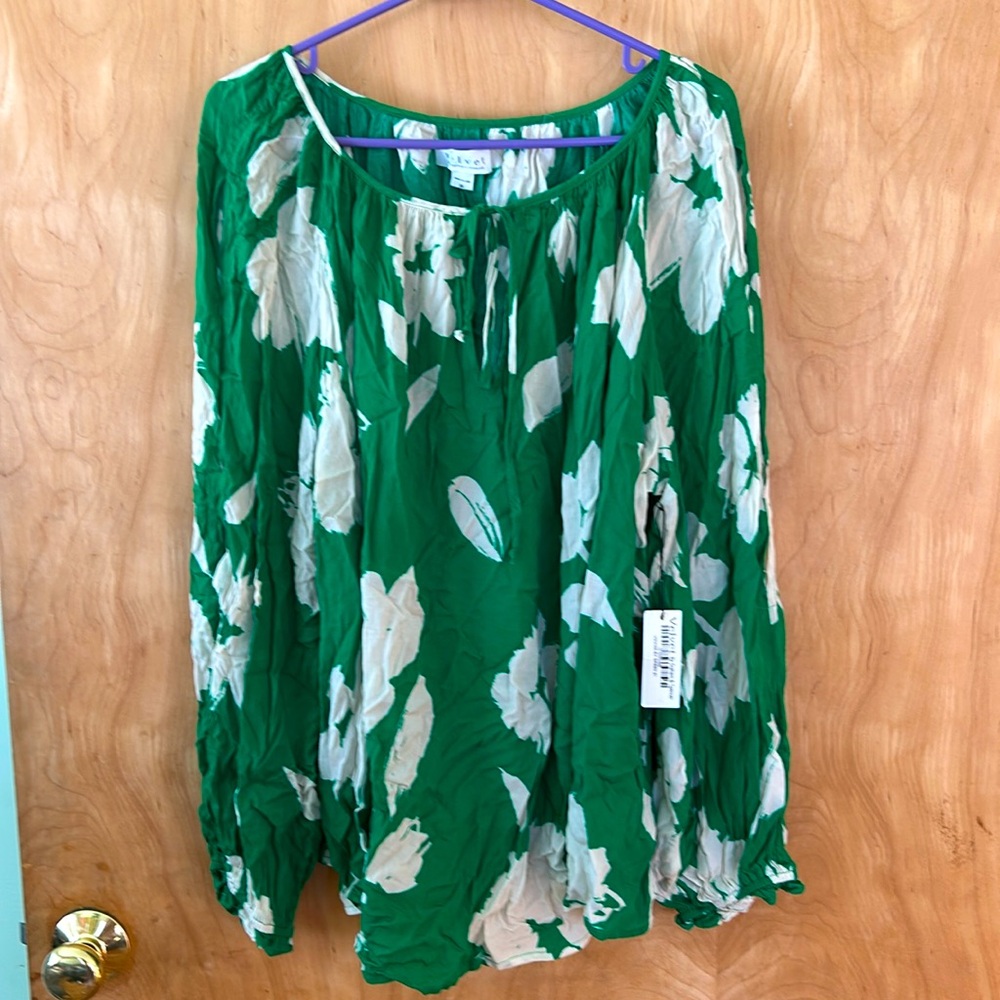 VELVET By Graham & Spencer NWT Kelly Green Vikki Caicos Floral Print Blouse 2X